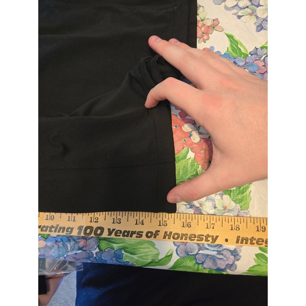 Athleta Metro Skirt Skort Womens S Black Activewear Pockets Gorpcore Tennis Golf - Picture 11 of 12